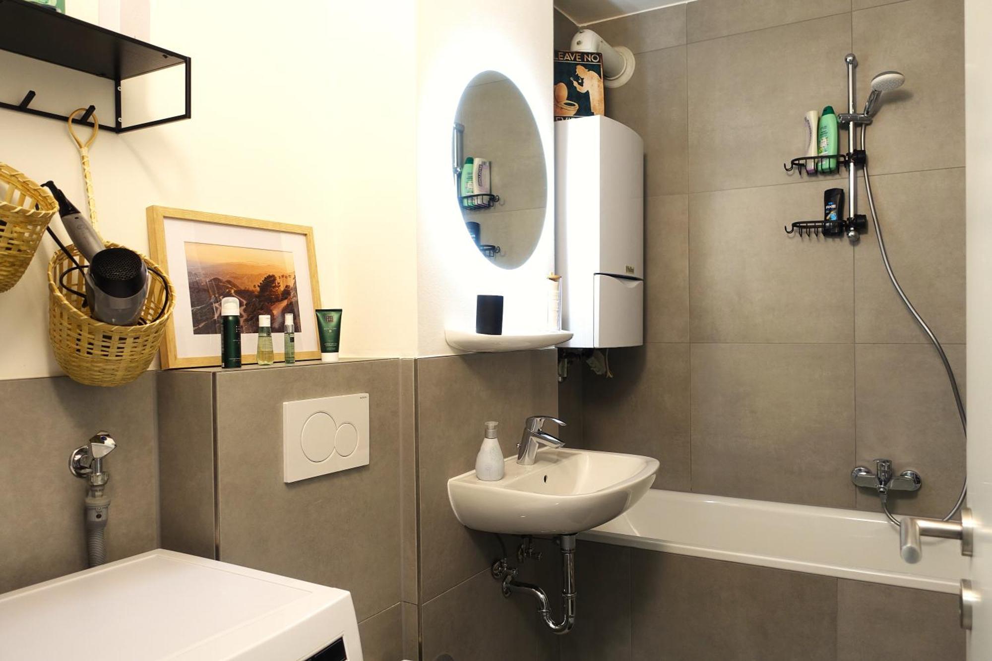 Getaway Apartment - Balkon - Kueche - Ruhe - Waesche - S-Bahn - 60 Qm Ντούισμπουργκ Εξωτερικό φωτογραφία